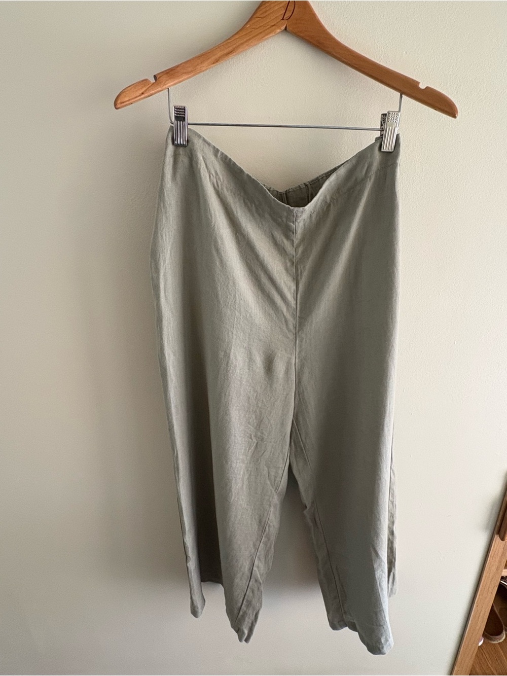 Tahari Sage Green Linen Two Piece Set - Picture 6 of 8